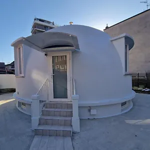 Villa The Igloo, Milano